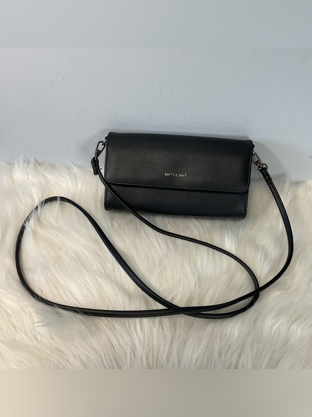 MATT & NAT Drewlg Vegan Crossbody Bag